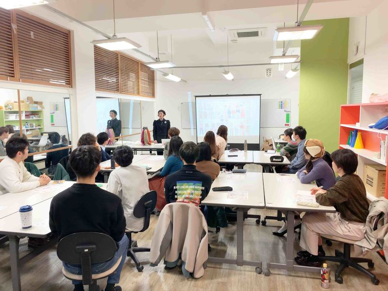 年4月生プレスクールスタート カラーレッスン バンタンデザイン研究所 キャリアカレッジ